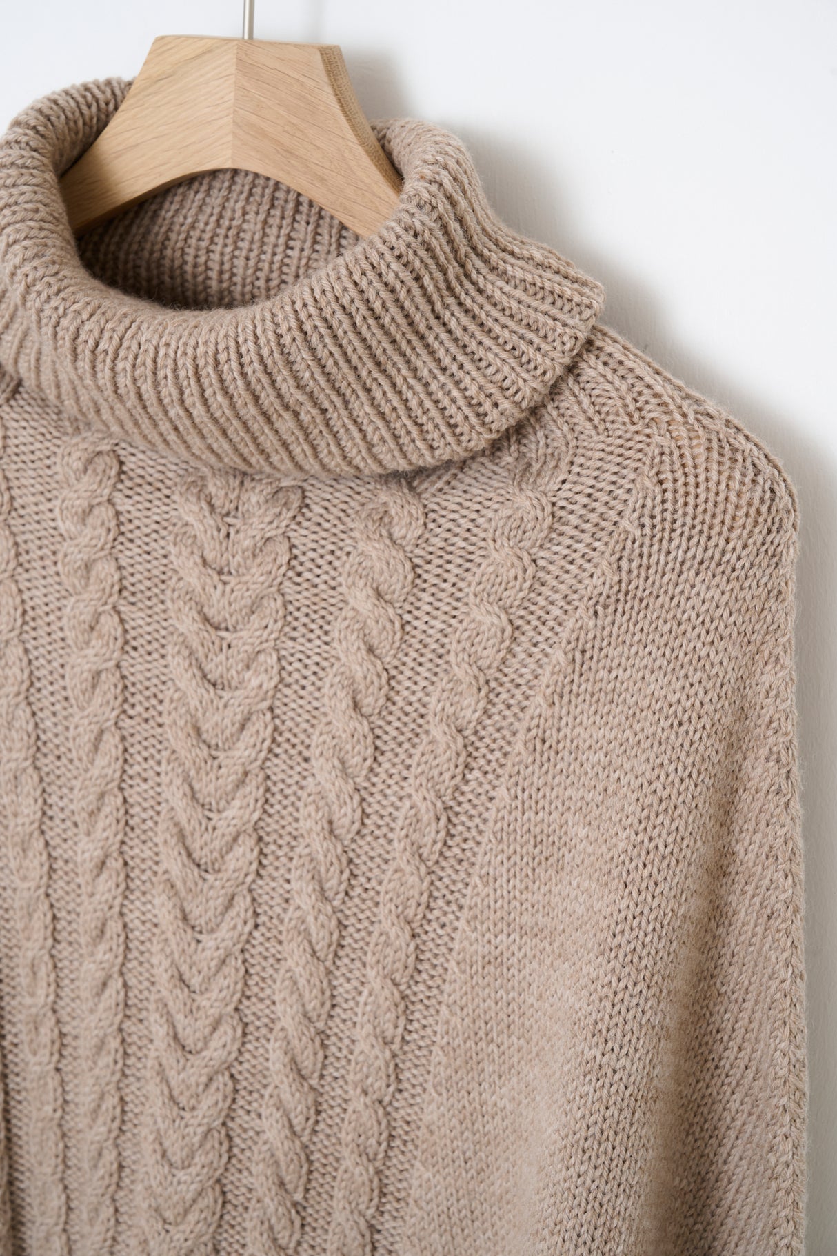 Poncho mit Ärmeln Anleitung