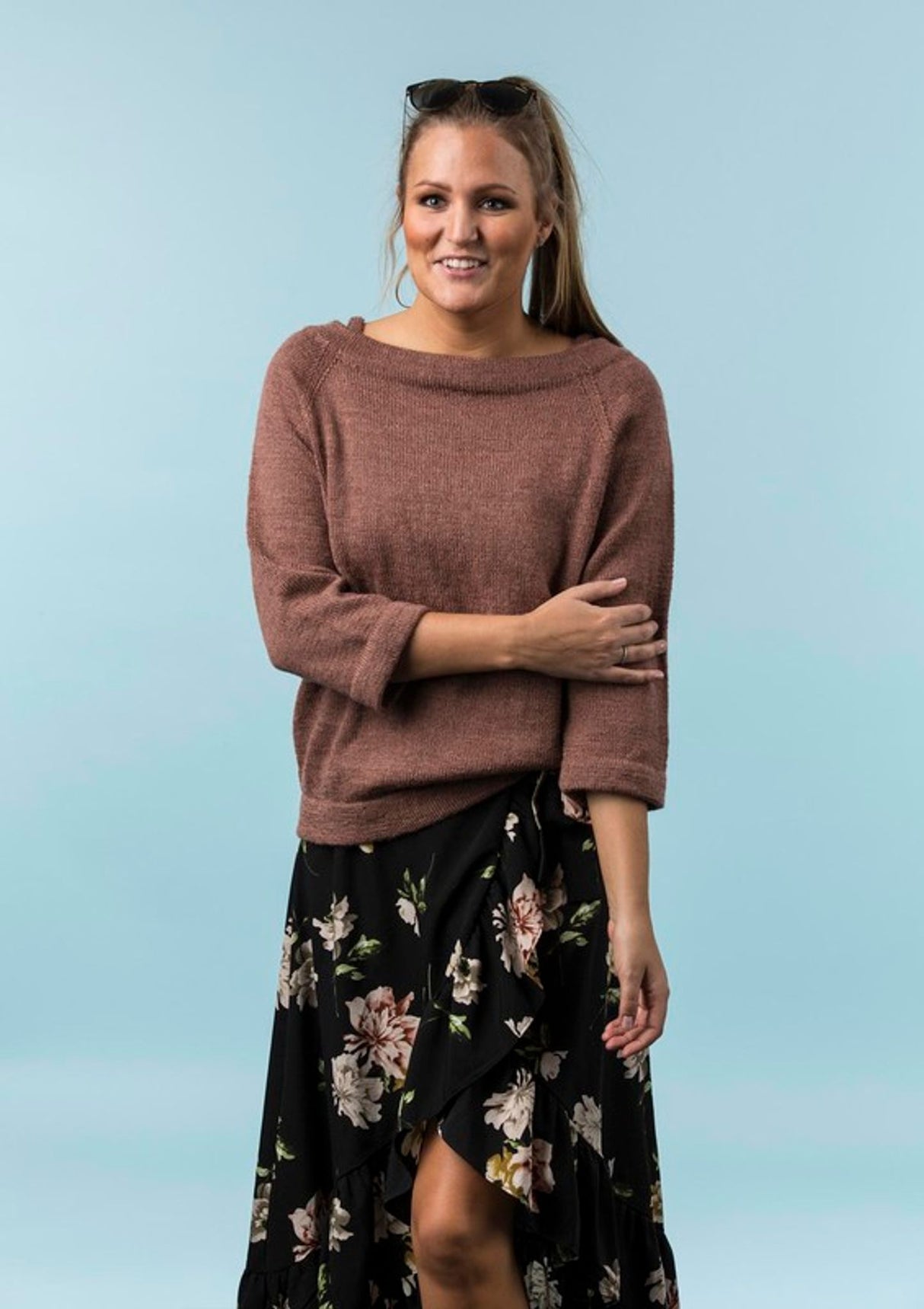 Bluse med bred udskæring