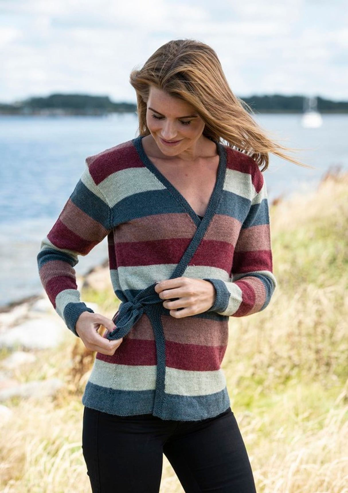 Beat-Around-Bluse mit breiten Streifen