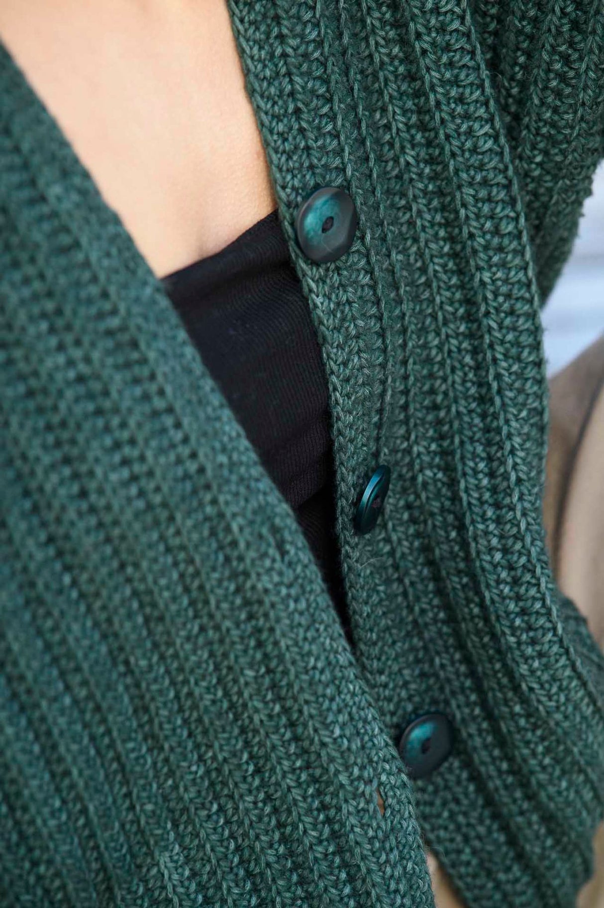 Embla Cardigan (Gehäkelt) Anleitung