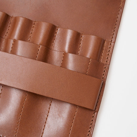 Mayflower Create Læderetui Hækling Cognac