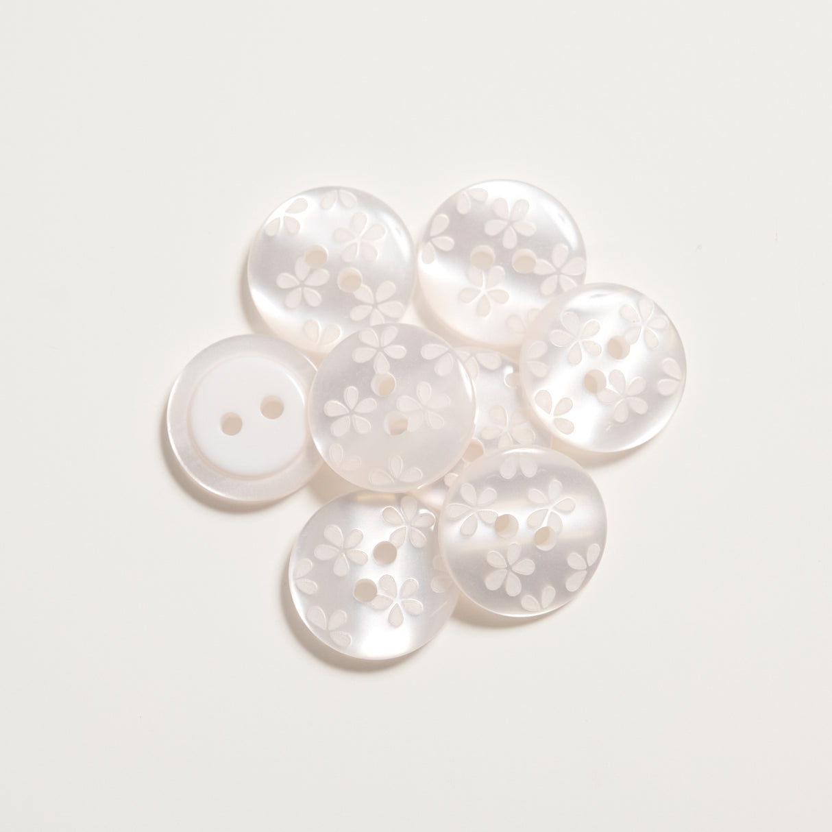 Mayflower Create Knapper - 2-Huls Med Blomst (8 stk.)