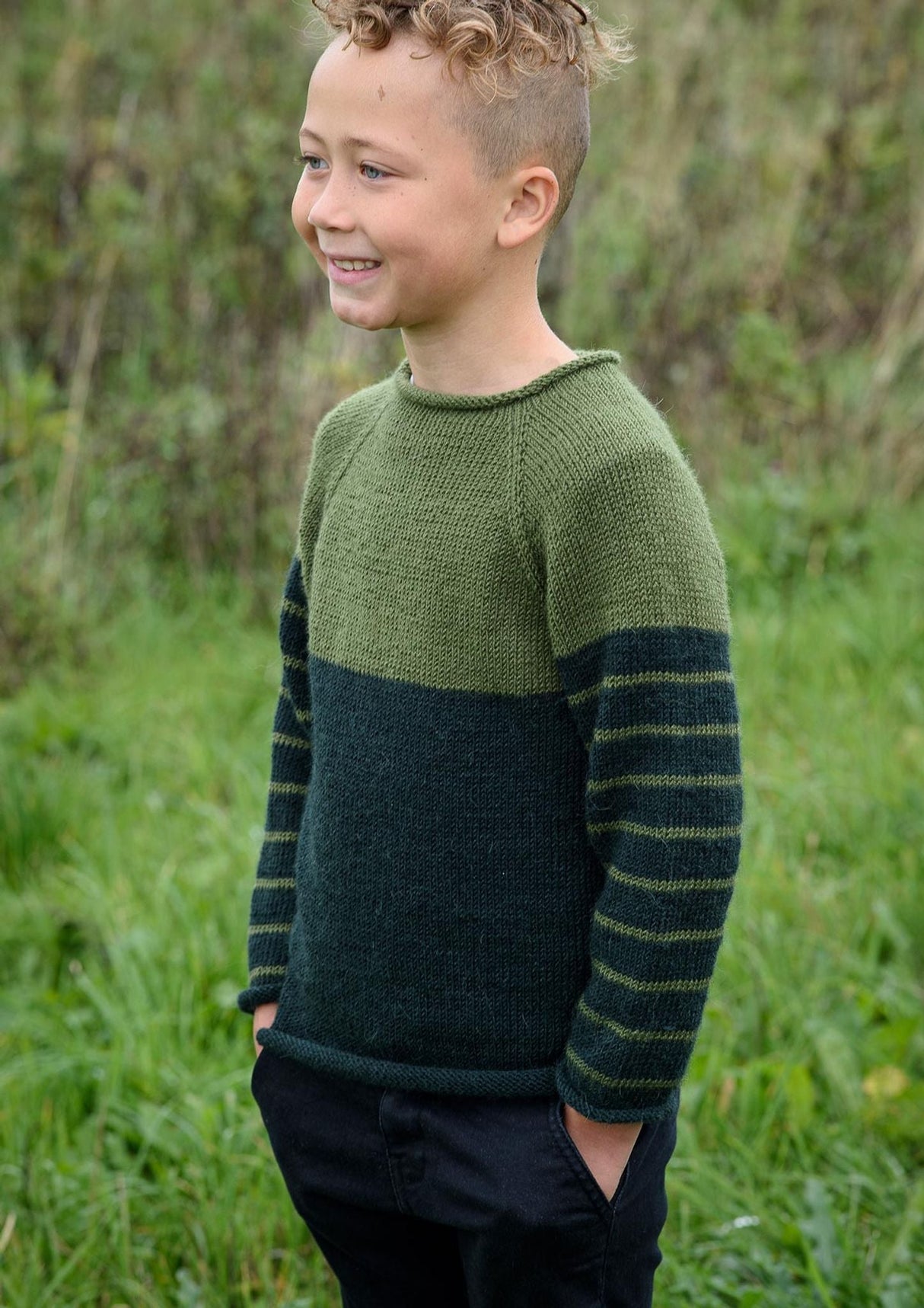 Pullover mit Raglan und Streifen