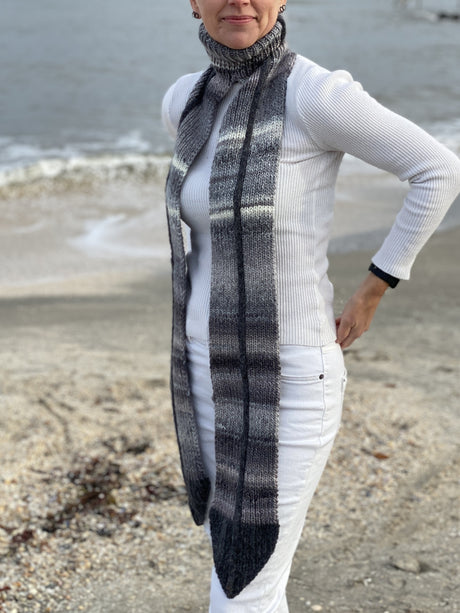 FR101 - Tørklæde med rullekrave