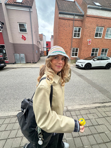 Bowler-Hut aus Garnresten