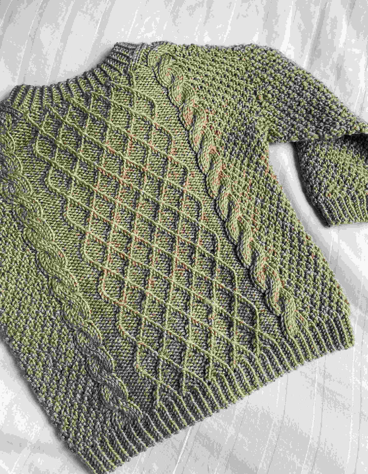 Swirl Sweater Junior