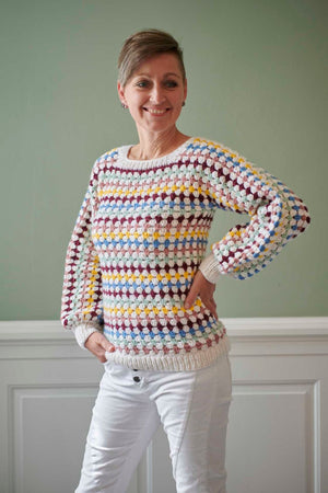 FR16 - Gehäkelter Pullover mit Streifen